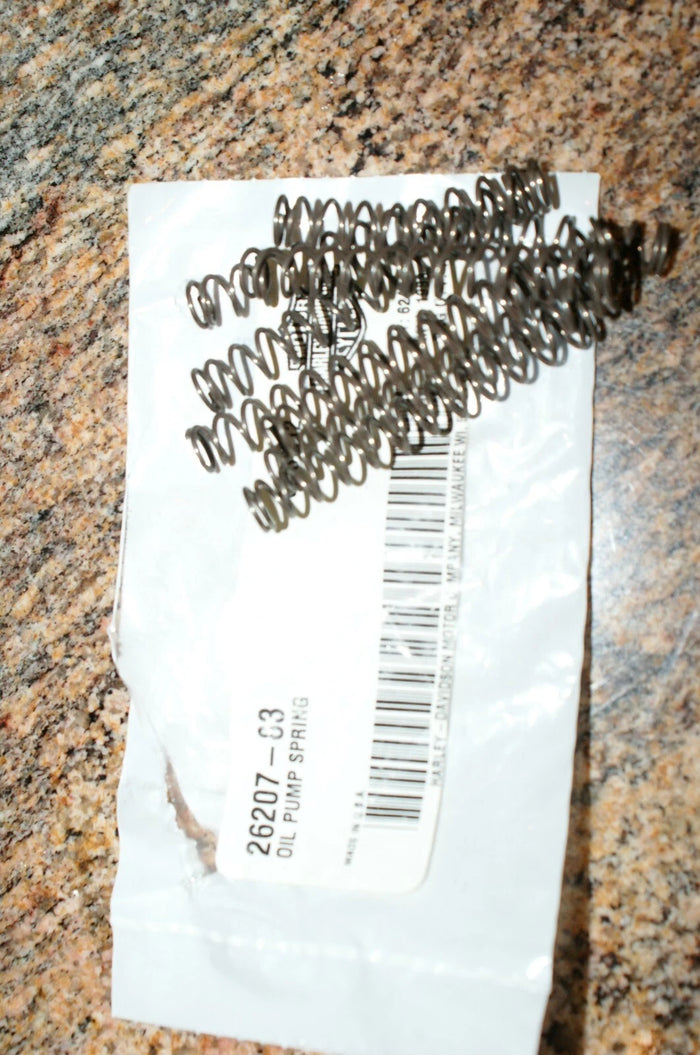 Genuine Harley Davidson oil pump spring - you get 8 springs 26207-83