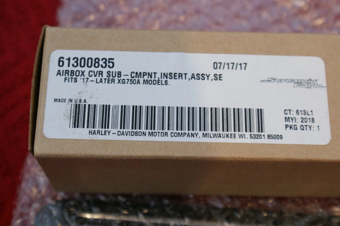 Genuine OEM Harley Davidson Airbox Cvr Sub-Cmpnt Insert Assy SE 61300835