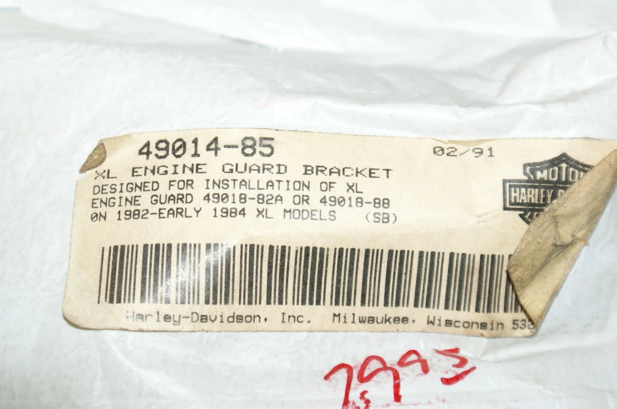 NOS Genuine Harley Davidson XL engine guard bracket 49014-85