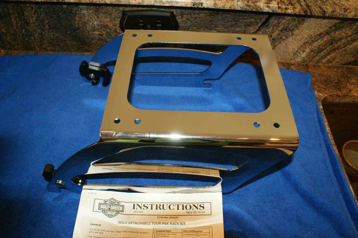 NOS Genuine OEM Harley Davidson Softail Solo seat tour pack rack 53559-04